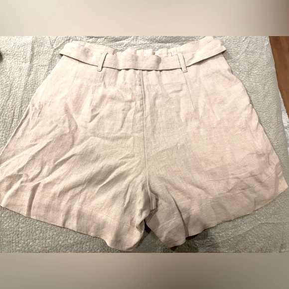 Abercrombie Cream Linen Shorts Size L - Picture 2 of 3